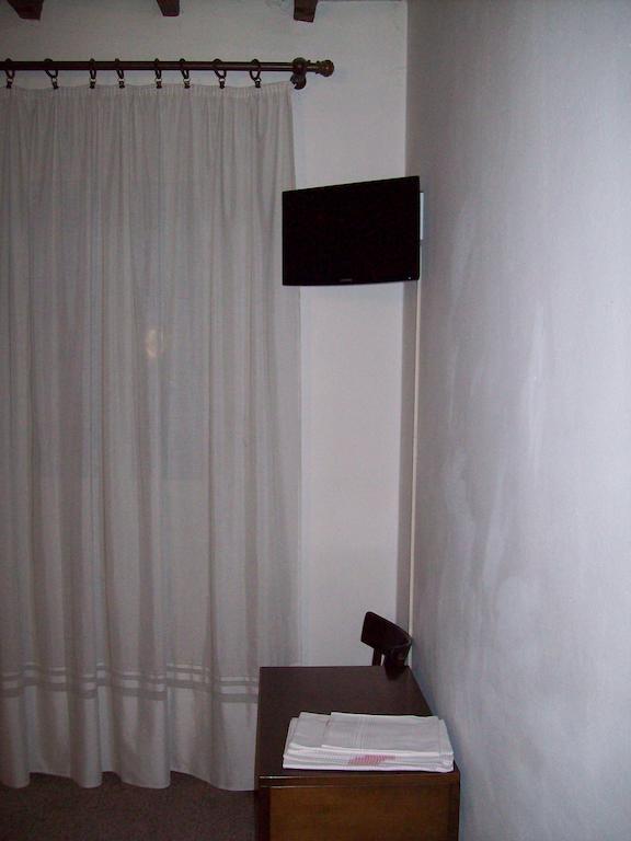 Albergo Ristorante Gualtieri Barberino di Mugello Rum bild