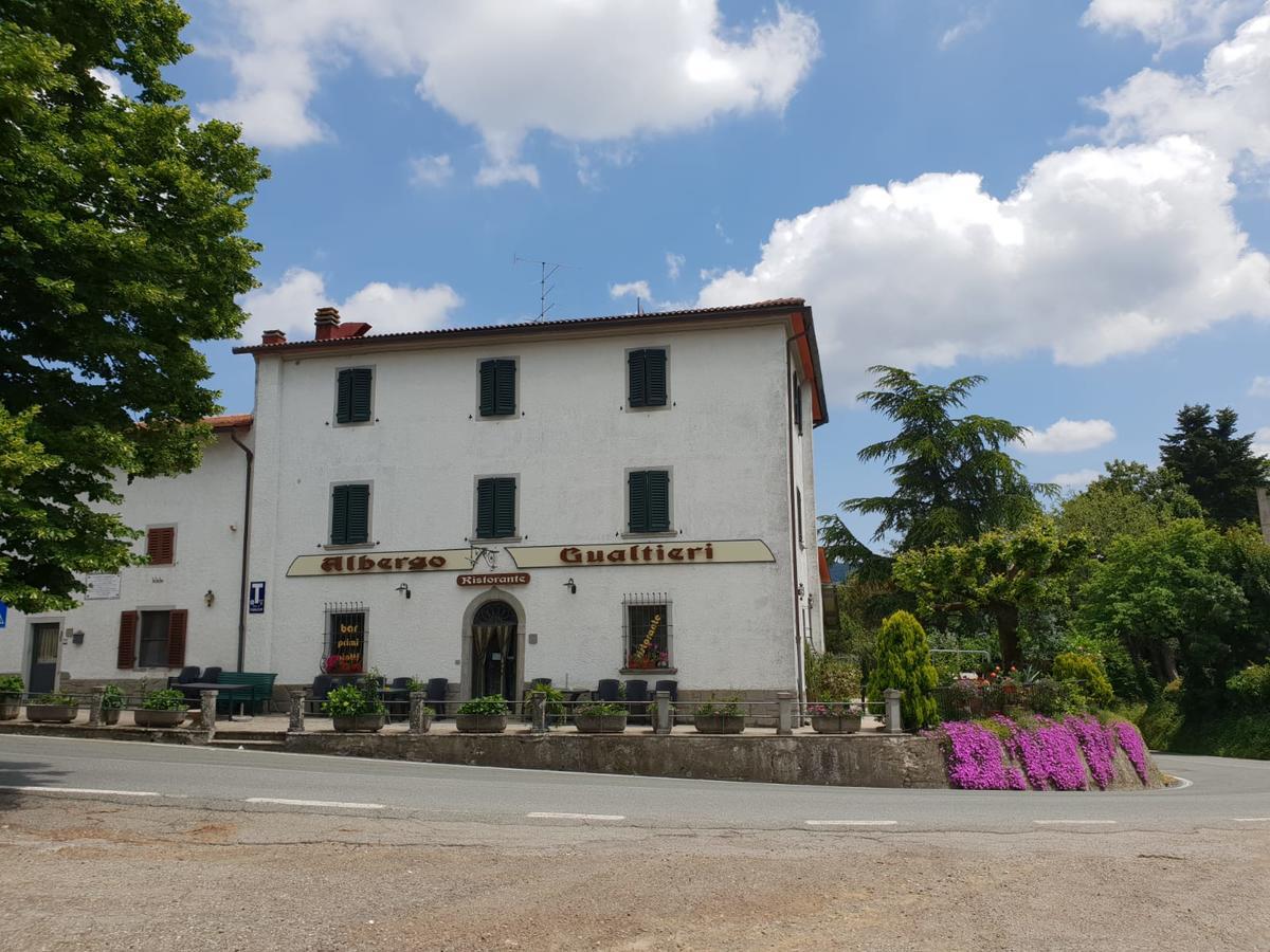 Albergo Ristorante Gualtieri Barberino di Mugello Exteriör bild